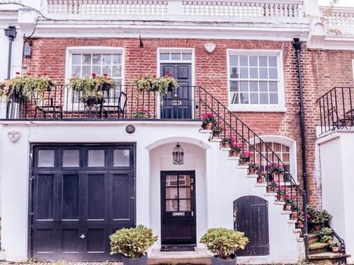 Selling a House Fast Made Easy: Tips From the Pros